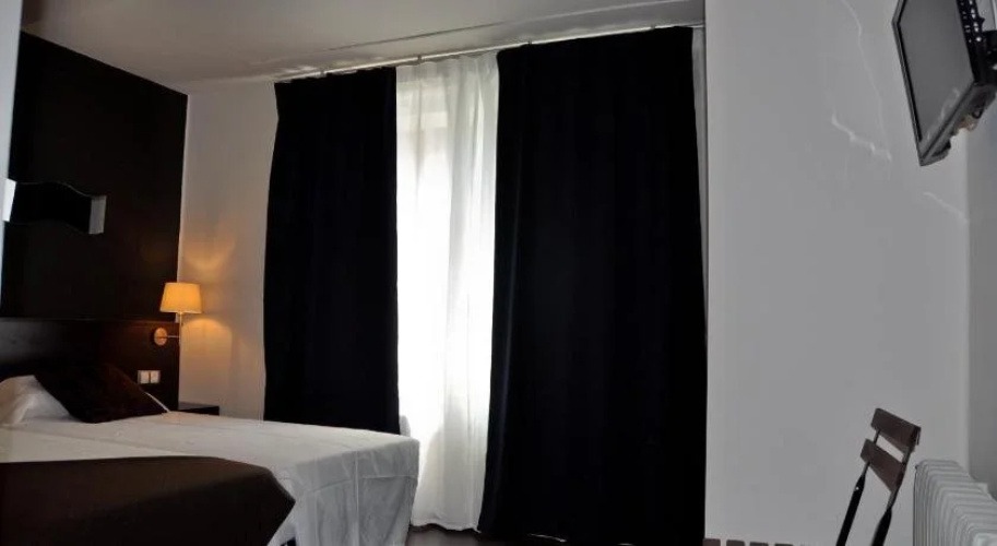 Hostal La Rotonda