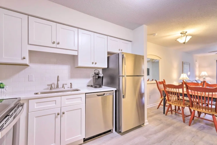 2 Bedrooms Apartment