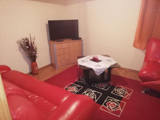 3 Bedrooms Cottage