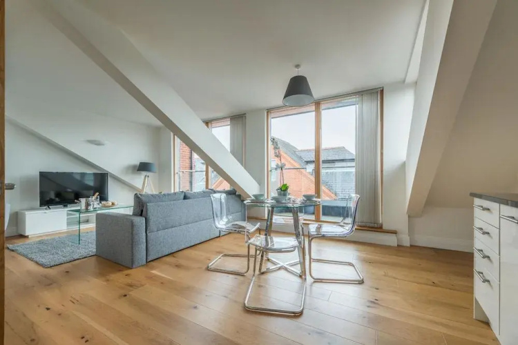 Hampden Apartments - The Elizabeth