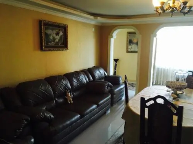 Melano House