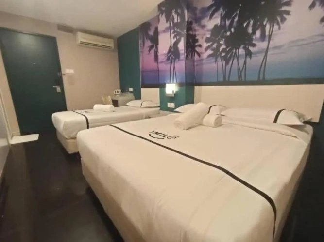 Standard Triple room