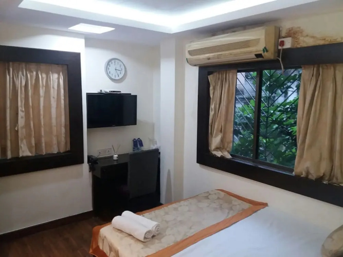 Ashreen Guest House