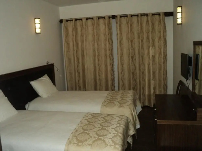 Simre Otel