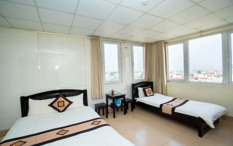 Standard Triple room