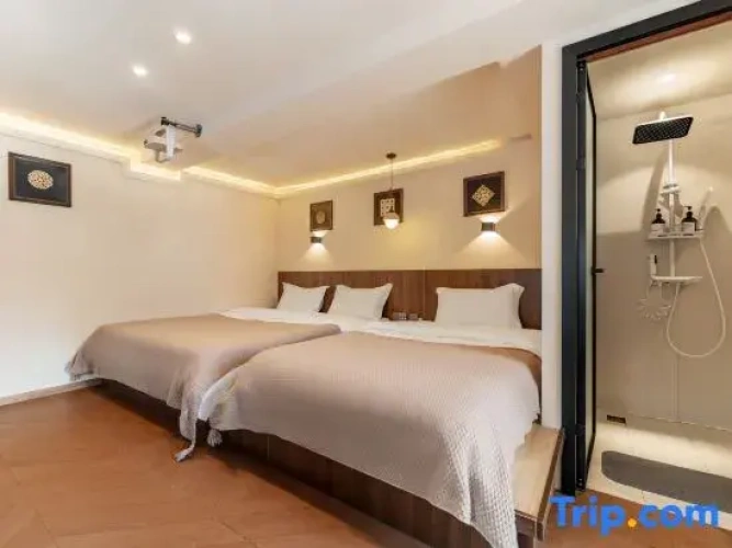 Luxury Family Suite