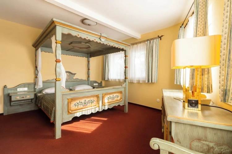 Executive Suite with river view