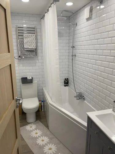 Beautiful Private Detached 1-bed Bungalow