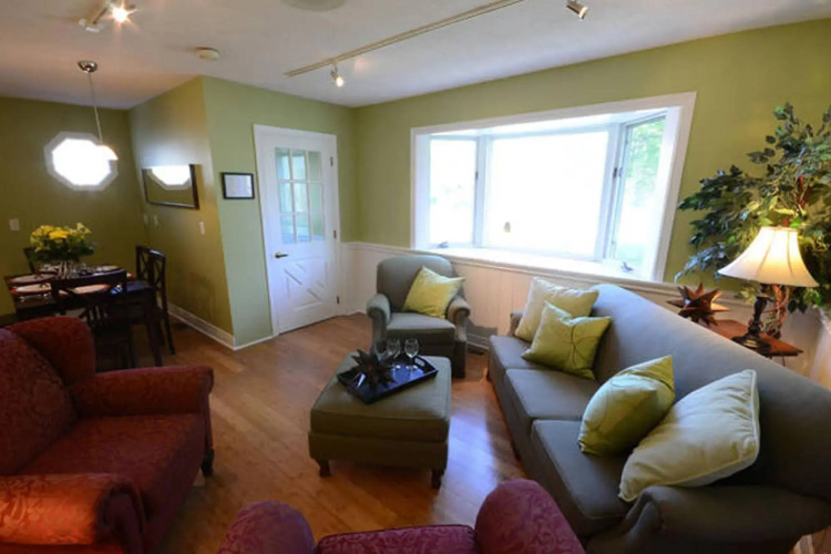 Maple Tree Cottage