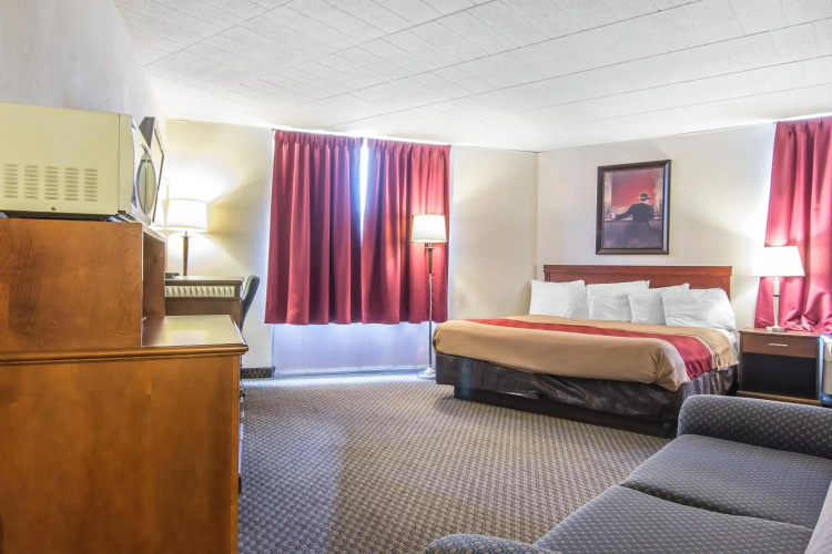 Econo Lodge Orillia