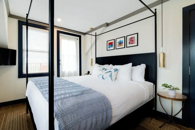 Premium room