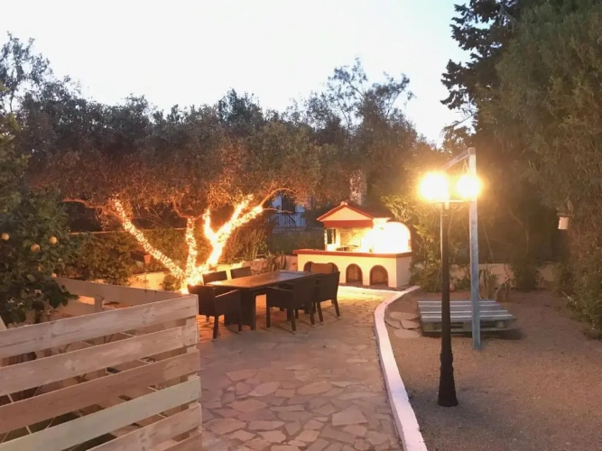 2 Bedrooms Cottage