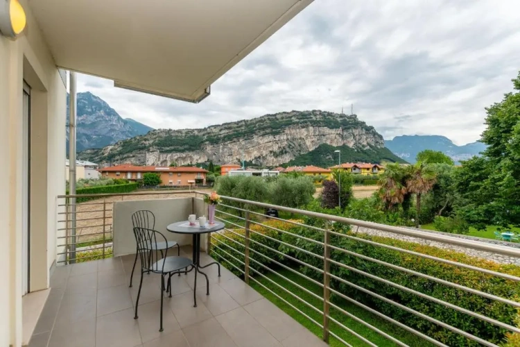 Apartment with balcony