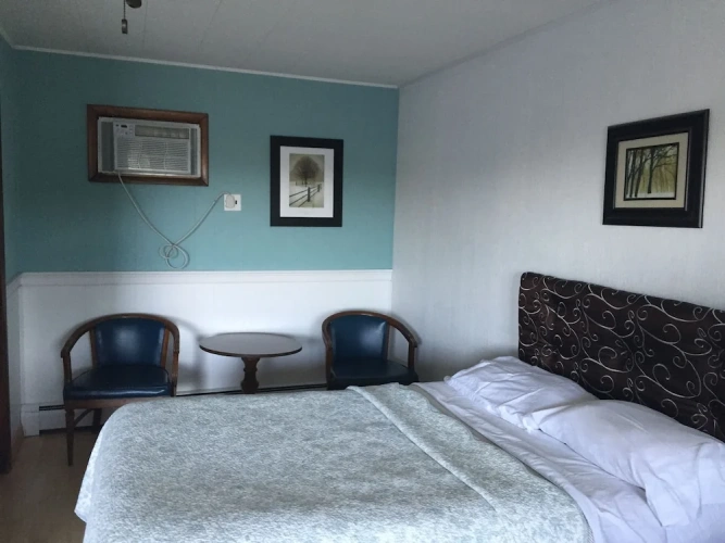 Classic Quadruple room