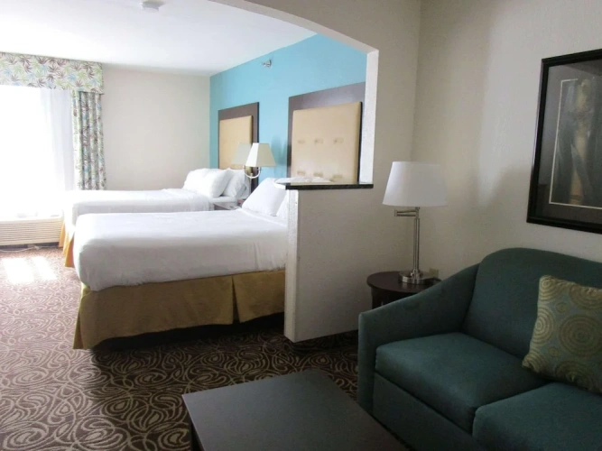 1 Bedroom Suite