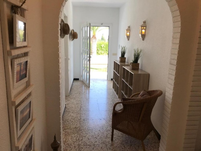 3 Bedrooms Villa