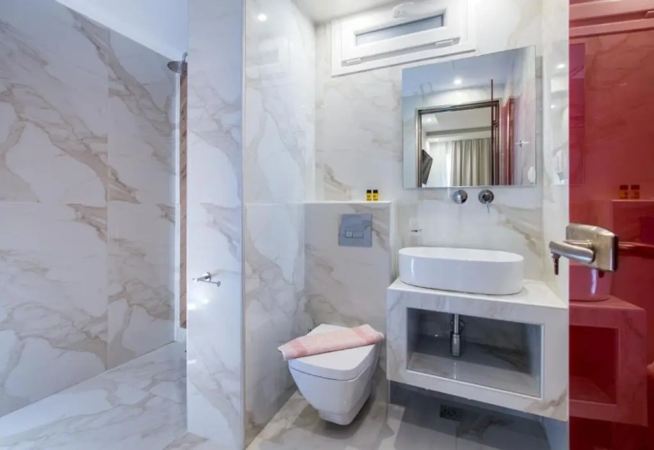 Standard Double Basement room