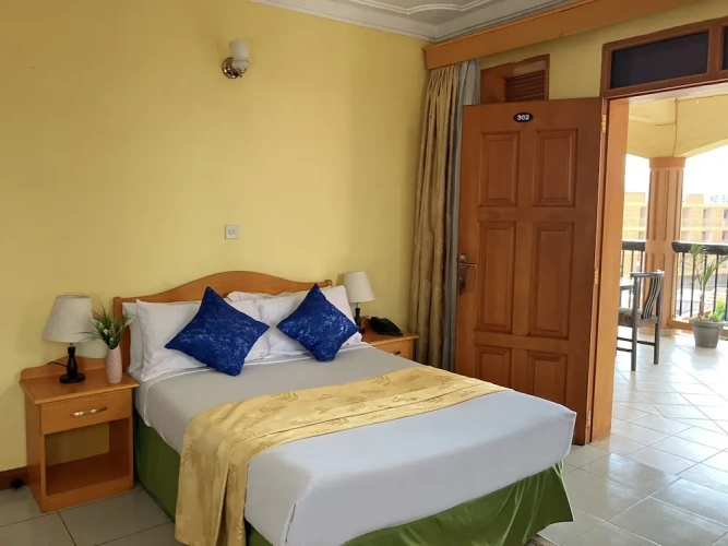 Comfort Double room with balcony and with garden view