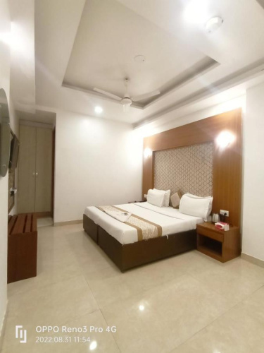 Phoenix Suites