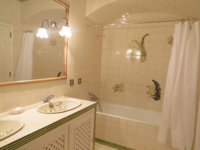 3 Bedrooms Double Cottage