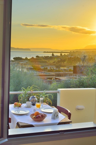 1 Bedroom Family Apartment with sea view
