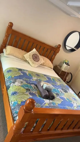 1 Beds including 1 Sofa Bed Studio
