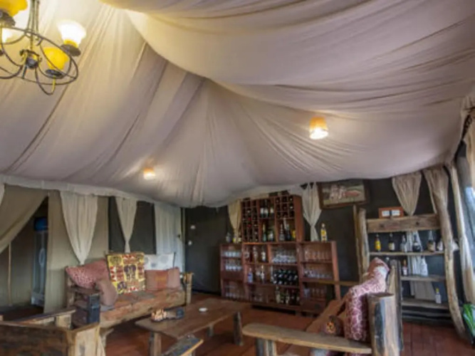 Acacia Migration Camp Ndutu
