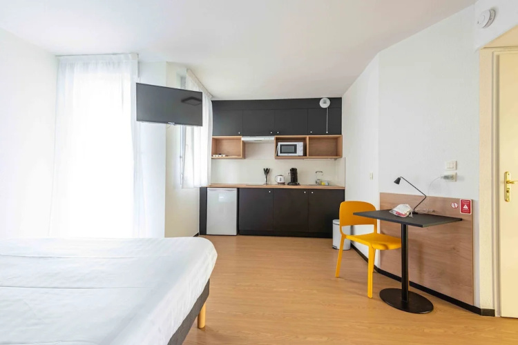 Le Hüb Grenoble Hotel