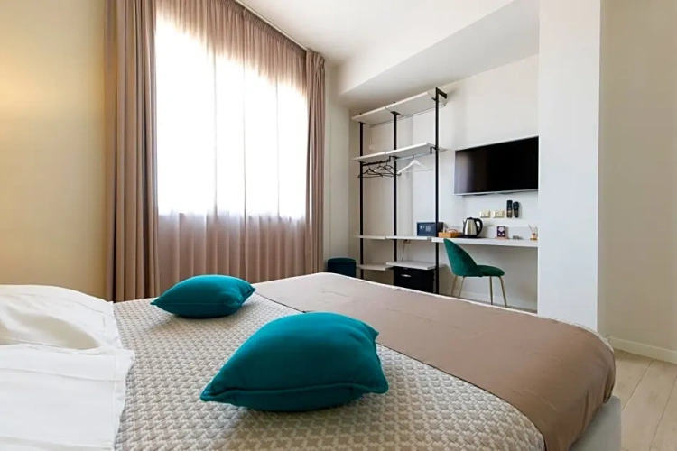 Superior room