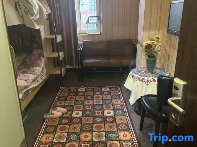 Bed in Dorm (female dorm)