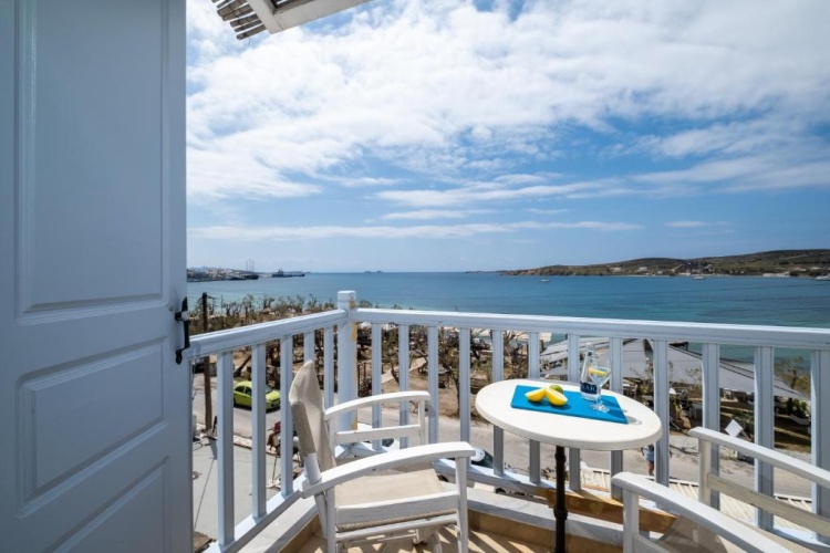 Standard Triple room with balcony and with sea view