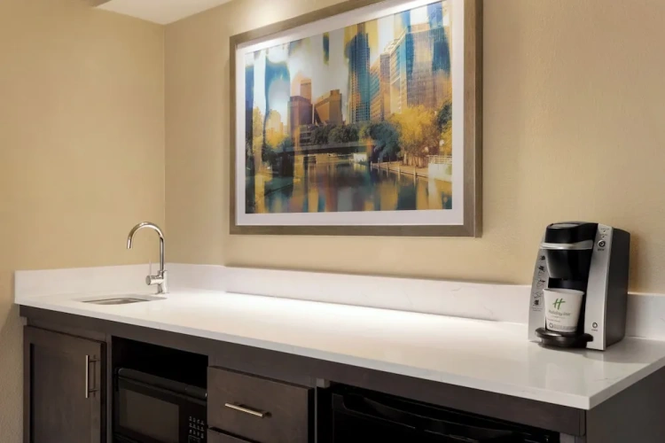 Single Suite with river view