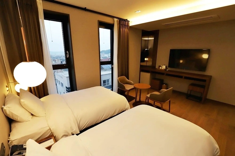 Guest rooms