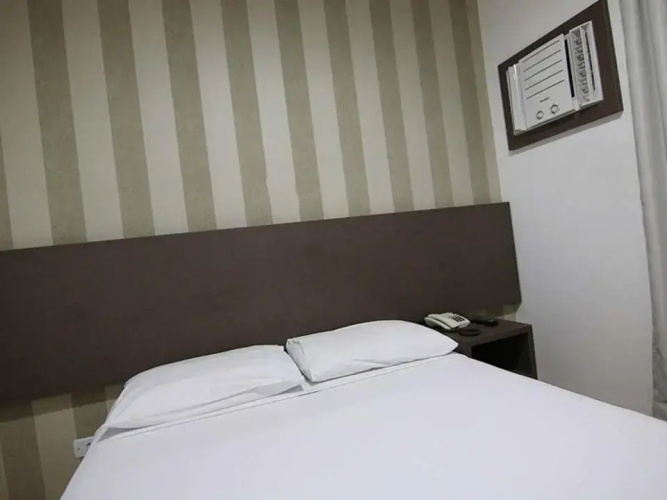 David Plaza Hotel
