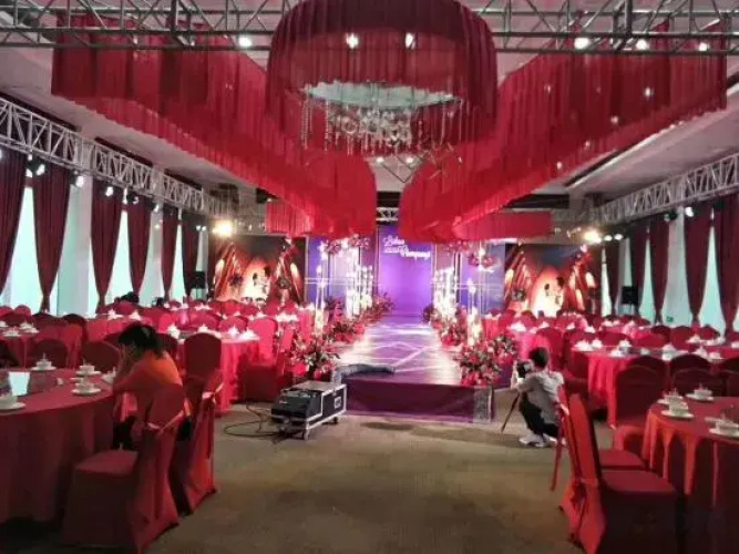 Junan Gloria Plaza Hotel