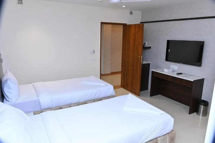 Standard Twin room