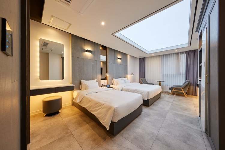 Premium Twin room