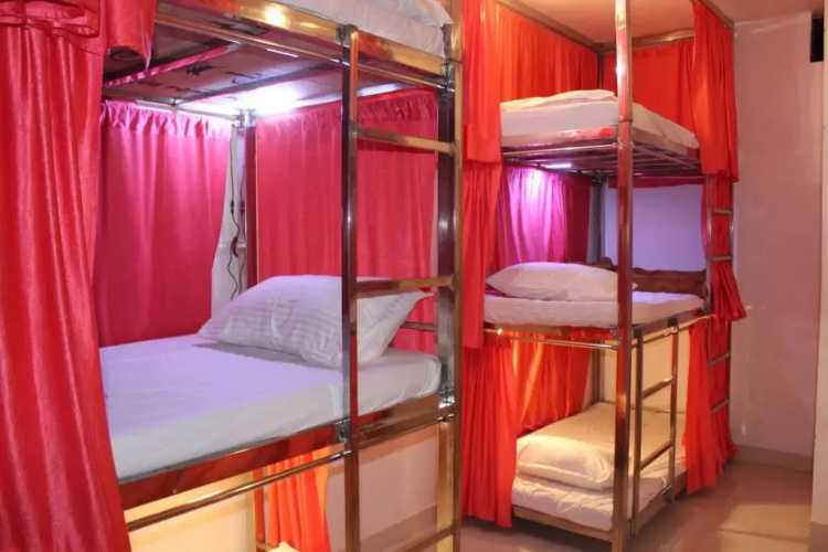 Sunset Backpackers Hostel