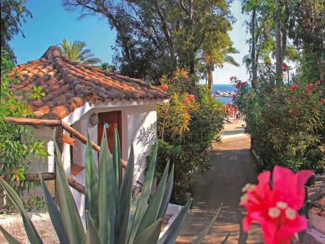 Classic Double room with garden view