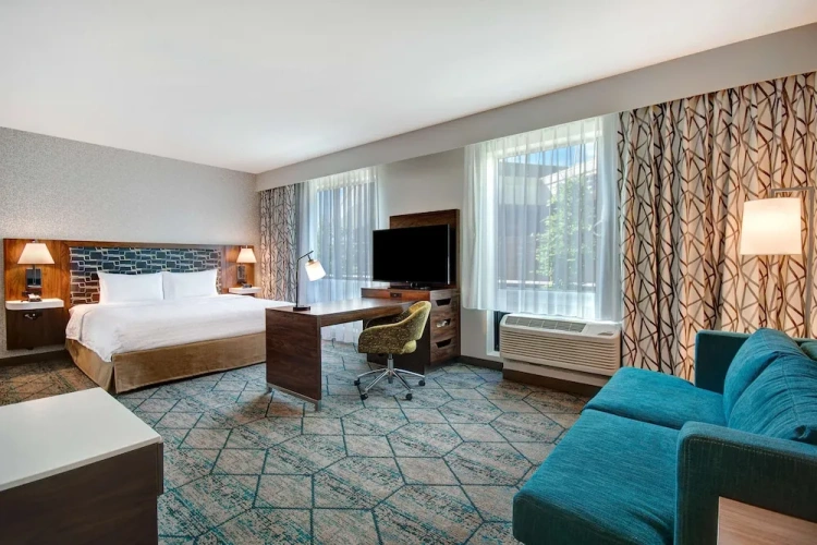 Standard Double Suite
