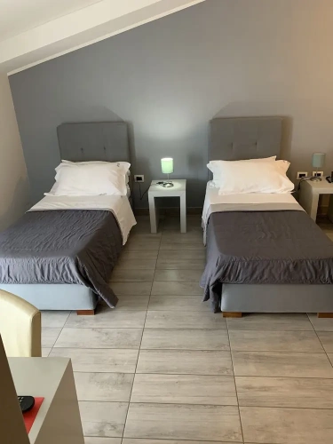 Standard Twin room with balcony
