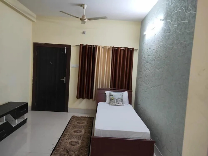 SR Corporate Homes