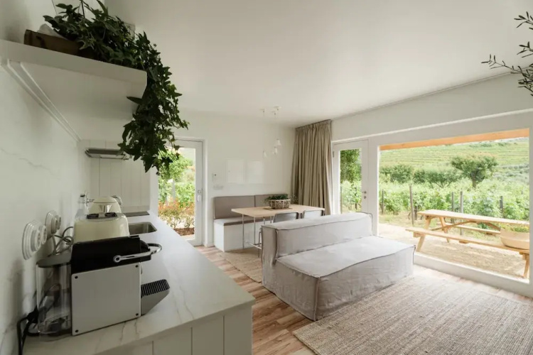 Imago Houses 2 - by MET
