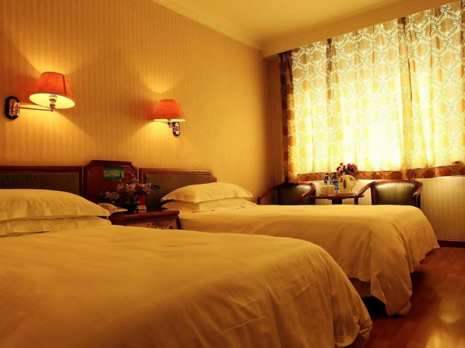 Far East Hotel