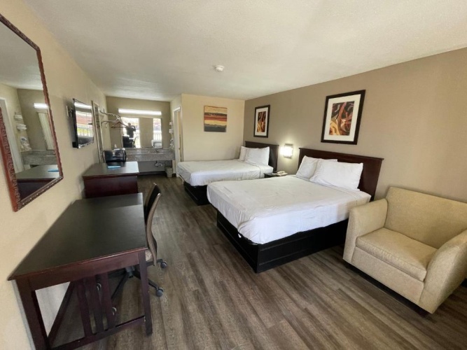 Standard Quadruple room
