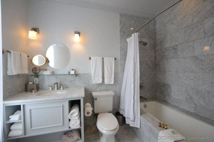 Hotel Ella