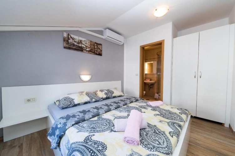 Standard Double room with garden view