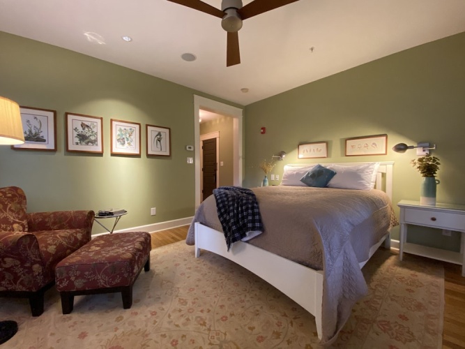 Showers Inn photo 7