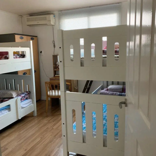 Star-Maru Guesthouse