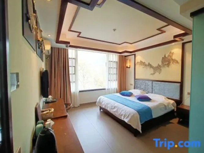 Standard Double room with view